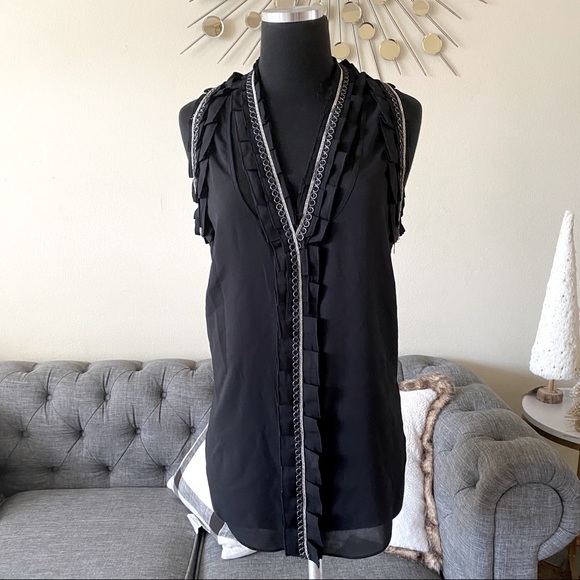 Robbi & Nikki by Robert Rodriguez Tops - Robbi Nikki Ruffled Chain Trim Club Sheer Tank